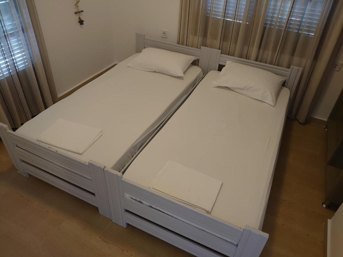 Merida Apartments 莫拉卡里瓦 外观 照片